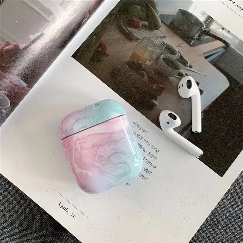 White crack marble pattern hard PC protective case for Apple AirPods charging box.