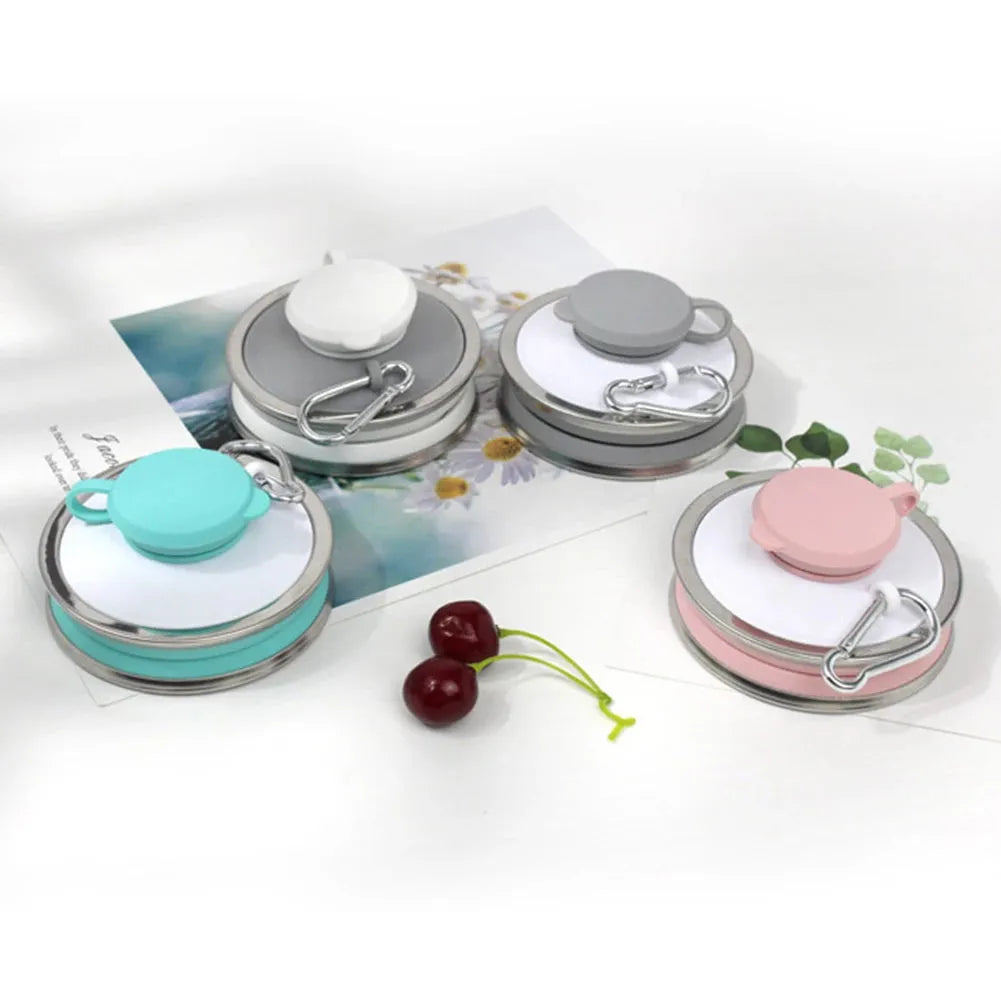 500ml foldable silicone water bottle cup in grey, collapsed to 9.6x4.6cm, with hanging hook and leak-proof lid