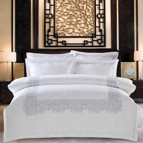 Four-piece 100% pure cotton bedding set with plain pattern, 60-thread-count twill weave, reactive dyeing, in 200x230cm size