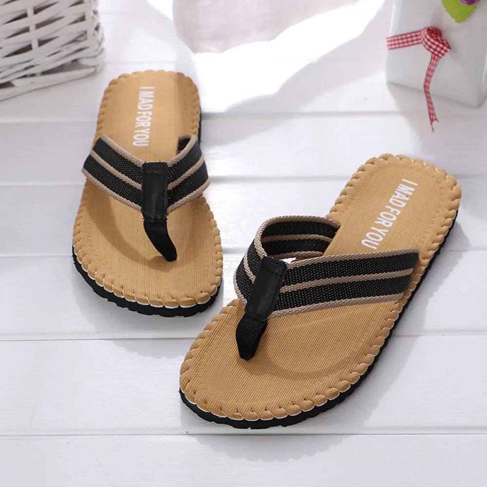 Men's summer beach slippers with EVA vamp and foam sole in black and brown, sizes 40-44