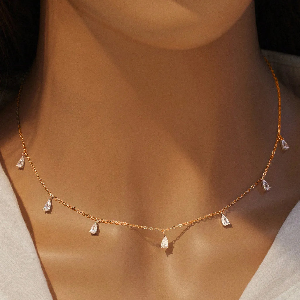 925 silver drop-shaped artificial zircon necklace with O-shaped chain in silver finish