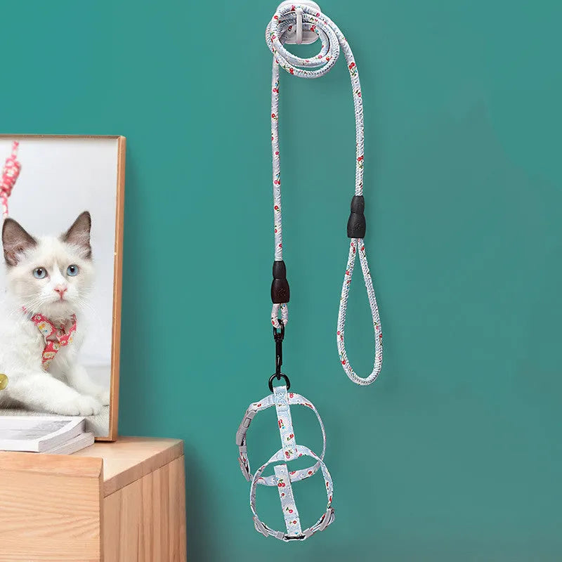 Cat I-shaped chest harness in Black with cotton rope and metal clip on white background