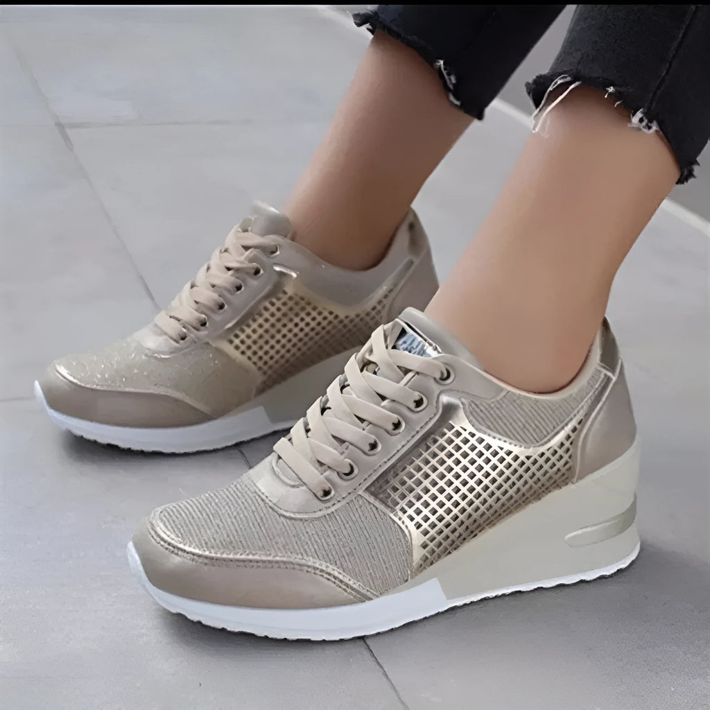 Women's lacing platform sneakers with wedge heel and anti-skid rubber sole in black artificial PU