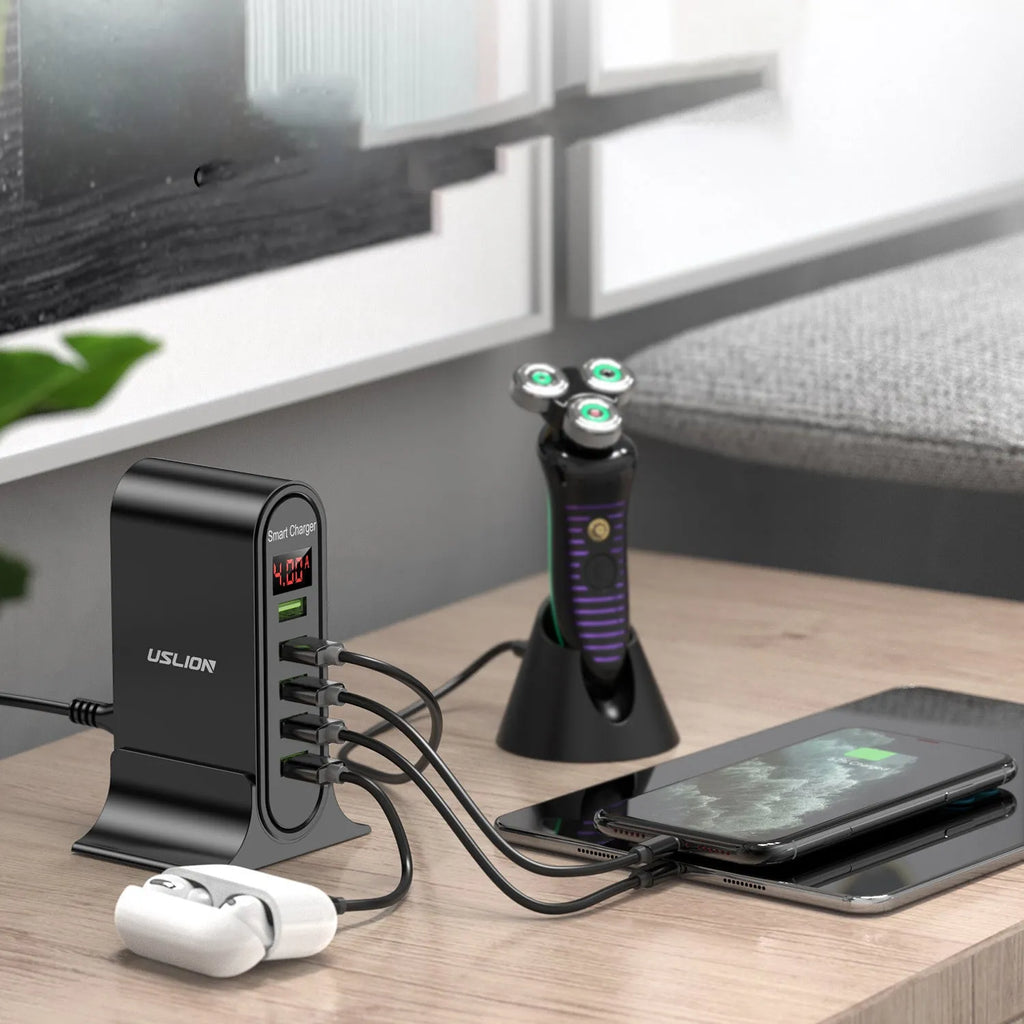 Smart LED digital display USB charger with indicator function, 4000mA, available in black or white with EU, UK, or US plug