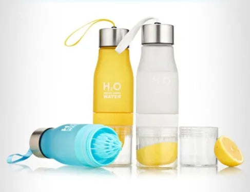 Frosted plastic lemon cup drinking bottle with 650ml capacity and BPA-free construction