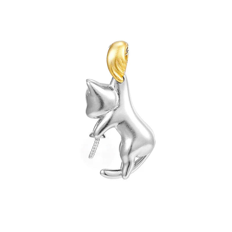 925 sterling silver clavicle necklace with a cat pendant and electroplated finish.