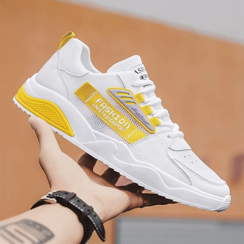 Men's casual mesh breathable sports shoes in blue with round toe and lace-up closure