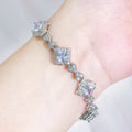 Women's diamond-cut zircon bracelet with heart shape in silver and gold colour options