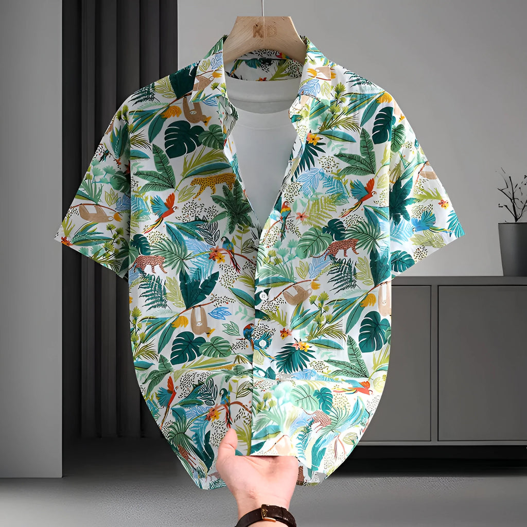 Men's short sleeve Hawaiian style shirt with floral print pattern in cotton fabric, cardigan style