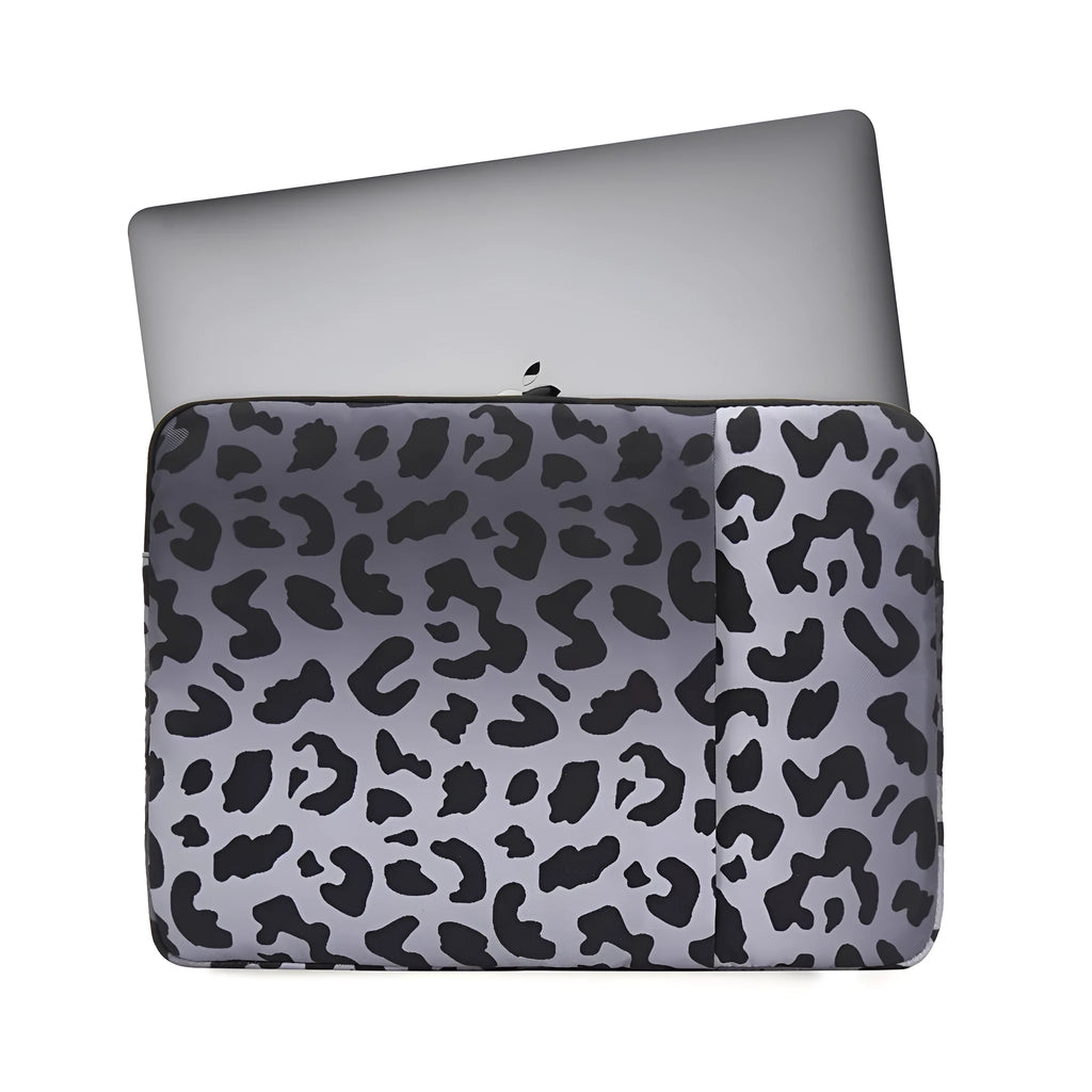 Leopard print laptop sleeve for 13-inch and 15.6-inch computers with anti-shock flannel lining