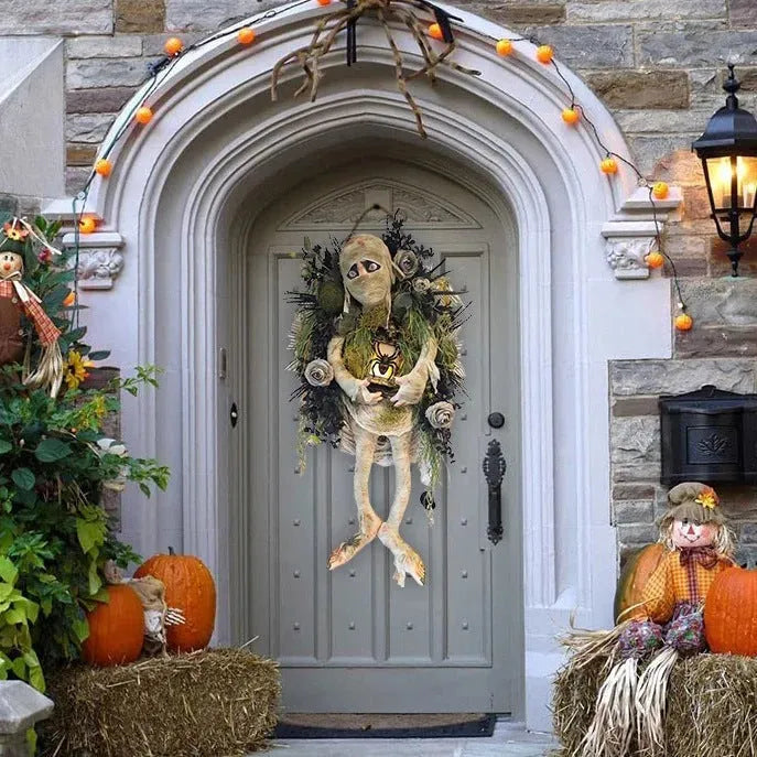 Mummy Halloween wreath with outstretched skeleton hands, hanging on a door, 46cm three-dimensional plastic decoration