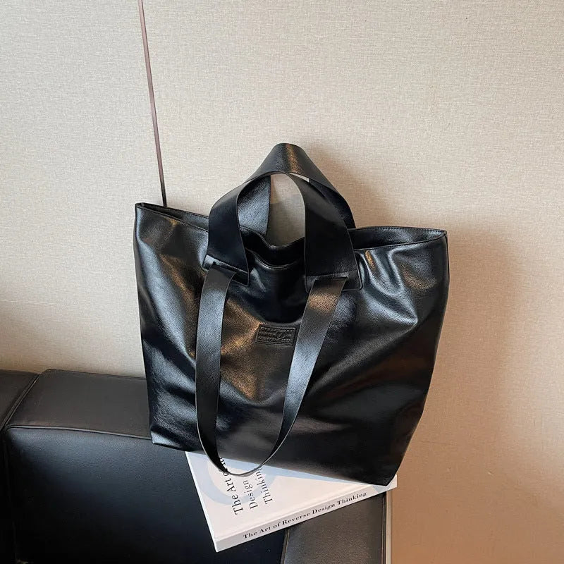 Advanced Texture PU casual shoulder bag for lightweight travel in black colour