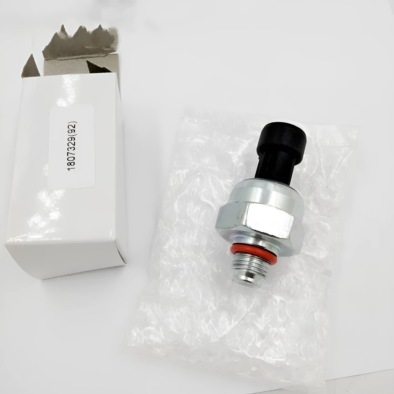 Ford F6TZ-9F838-A fuel pressure sensor with connecting line for F4 and F6 series vehicles