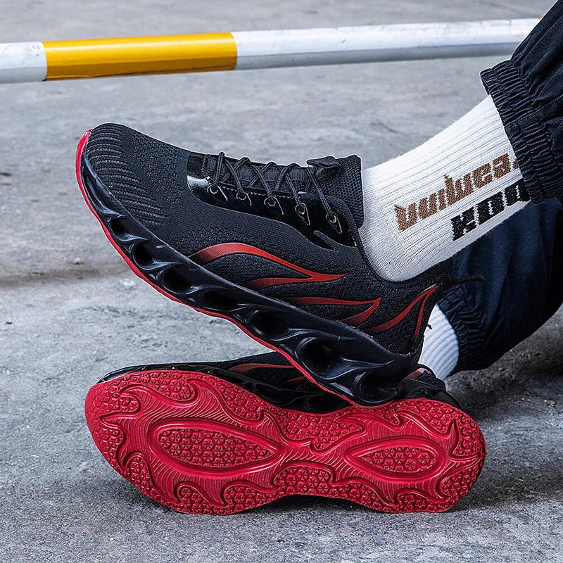 Men's flame pattern sports shoes with mesh upper and lace-up fastening in Sapphire Blue colour