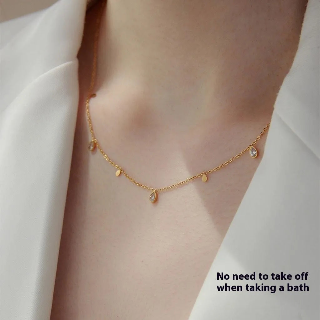 Titanium steel O-ring clavicle chain with drop pendant in 8169 White Diamond Water Drop colour, electroplated finish