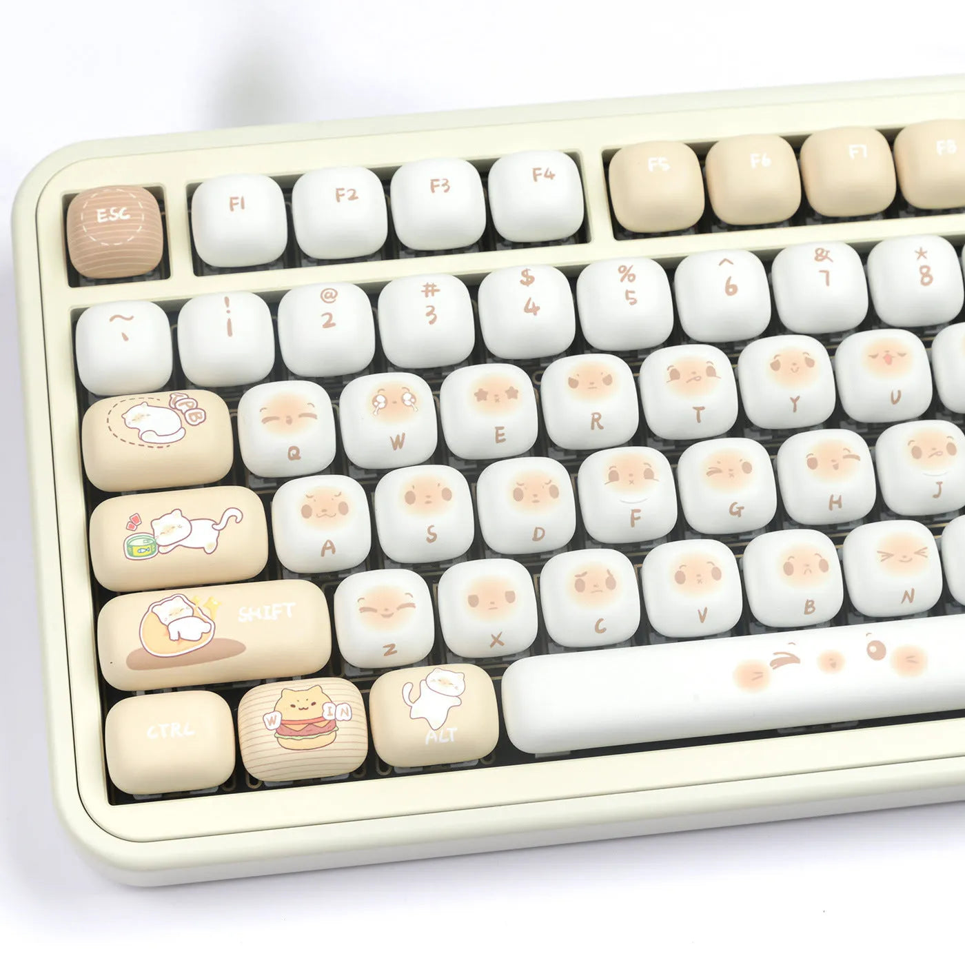 Set of 26 PBT key caps for mechanical keyboards with a 1.5 metre USB cable.