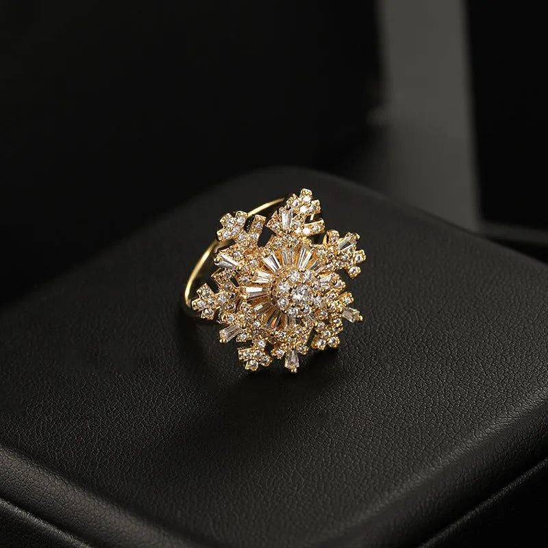 Copper rotating snowflake ring for women, adjustable opening, gold colour, floral shape, electroplated finish
