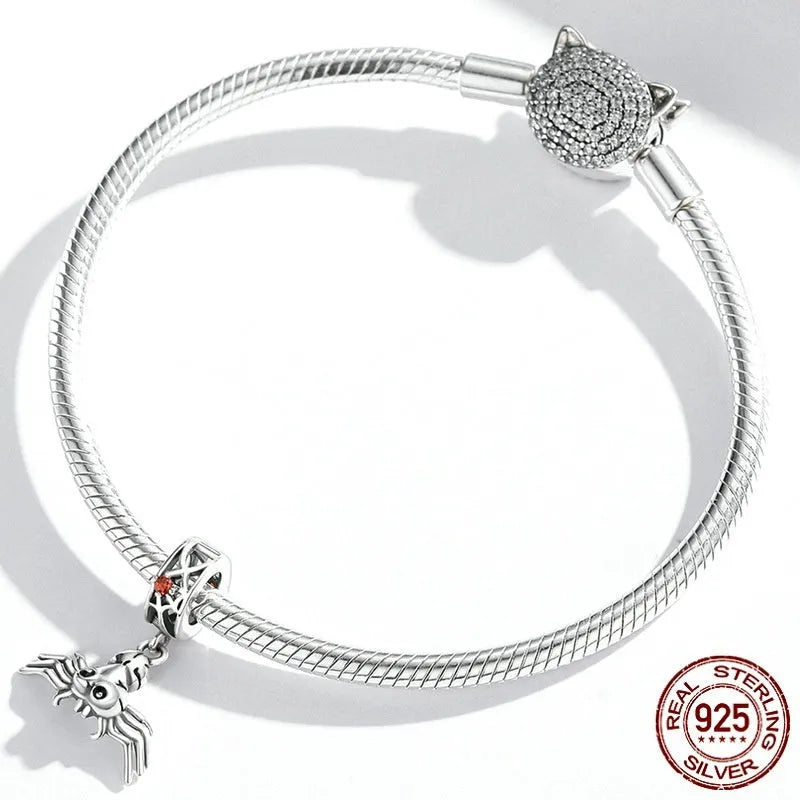 925 silver electroplated spider bead pendant 1.9x1.4cm on white background