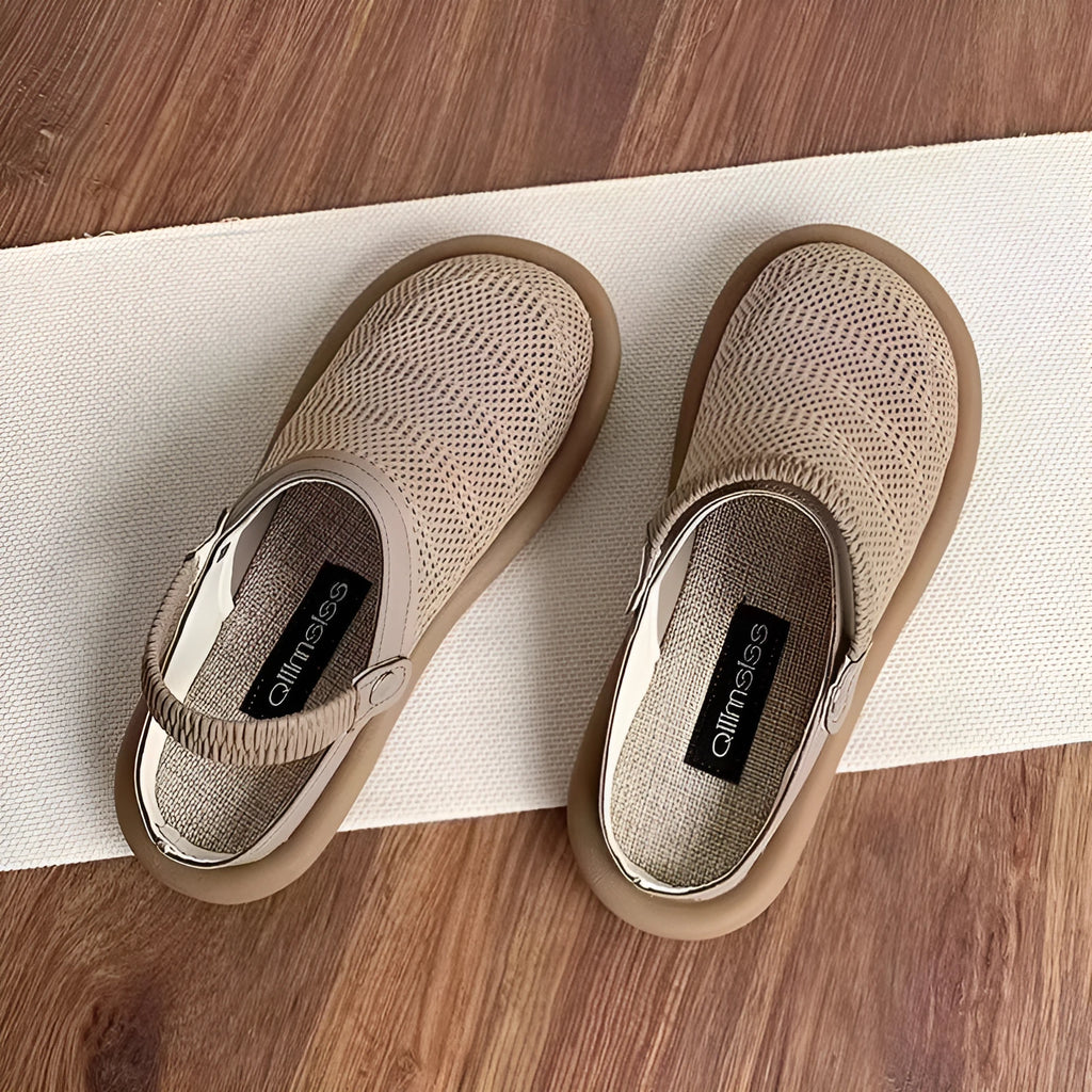 Breathable linen slip-on shoes with mesh lining and rubber soles in milky white colour
