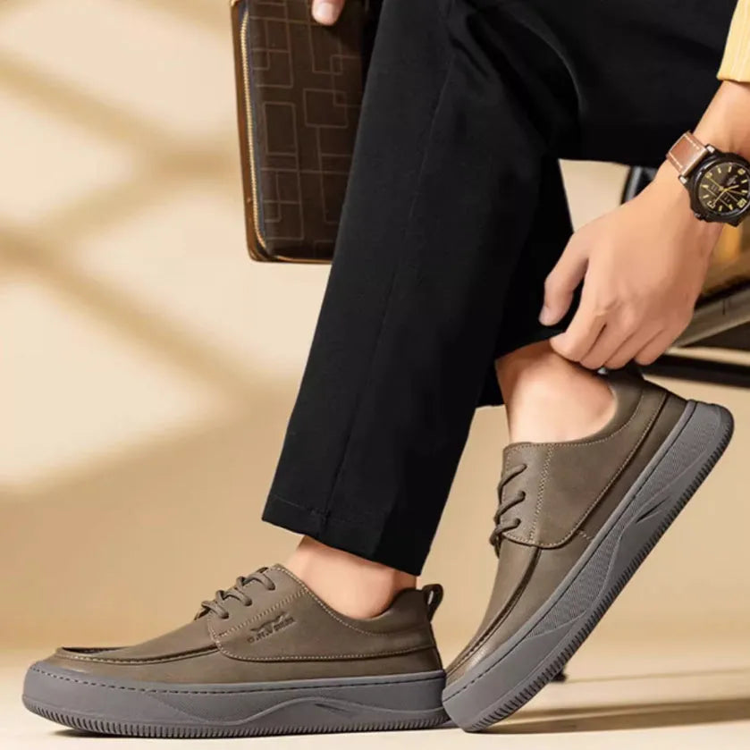 British retro brown leather casual shoes with big toe design and rubber soles