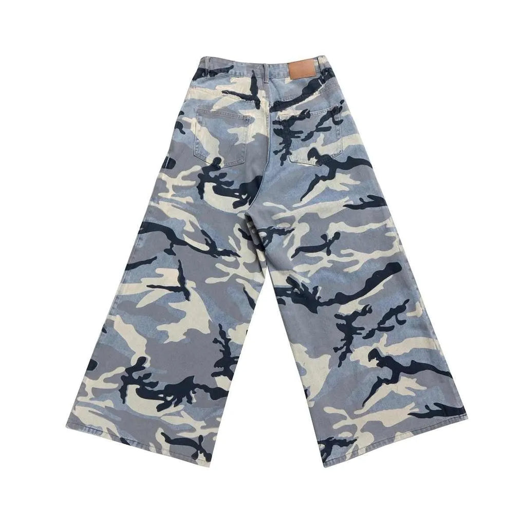 Snow camouflage blue jeans with loose fit and micro-elastic stretch cotton denim fabric