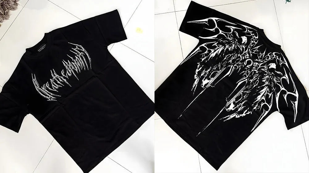 Loose fit dark coloured cotton T-shirt with short sleeves and gilding decorative detail.