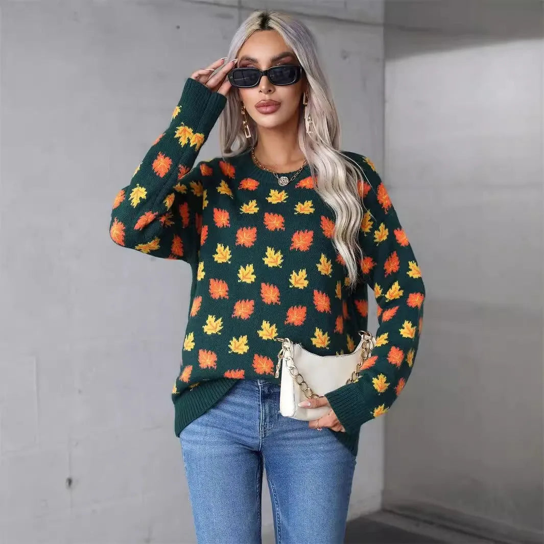 Maple leaf Christmas round neck sweater in beige and dark green loose street fashion style