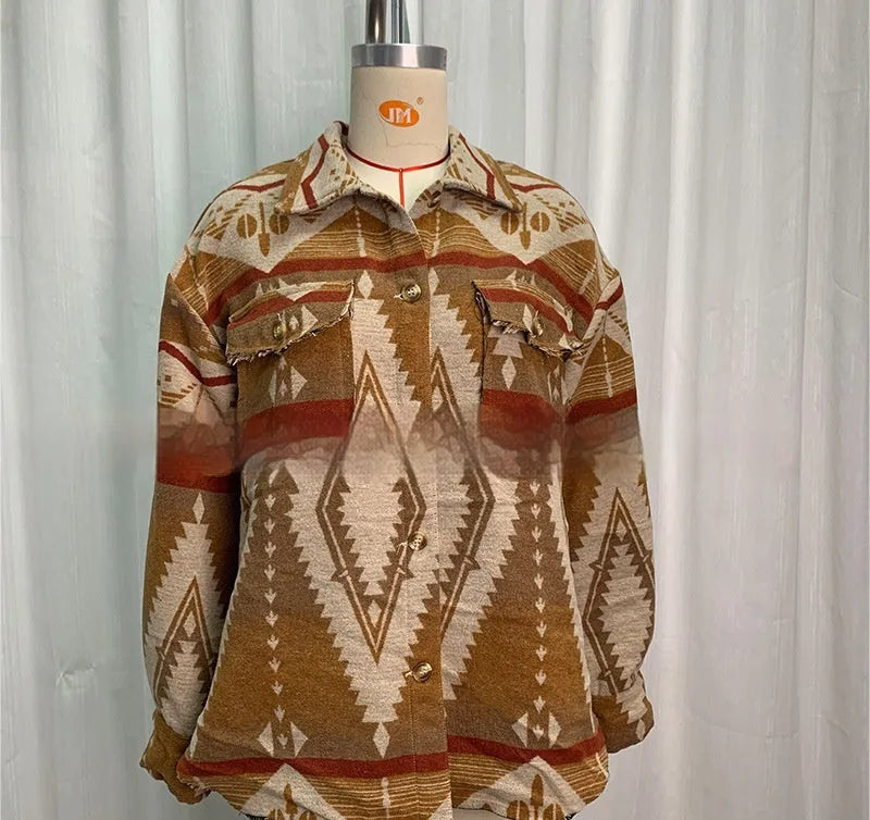 Women's loose-fit retro jacket with Aztec print in army green, made from woolen fabric with long sleeves.