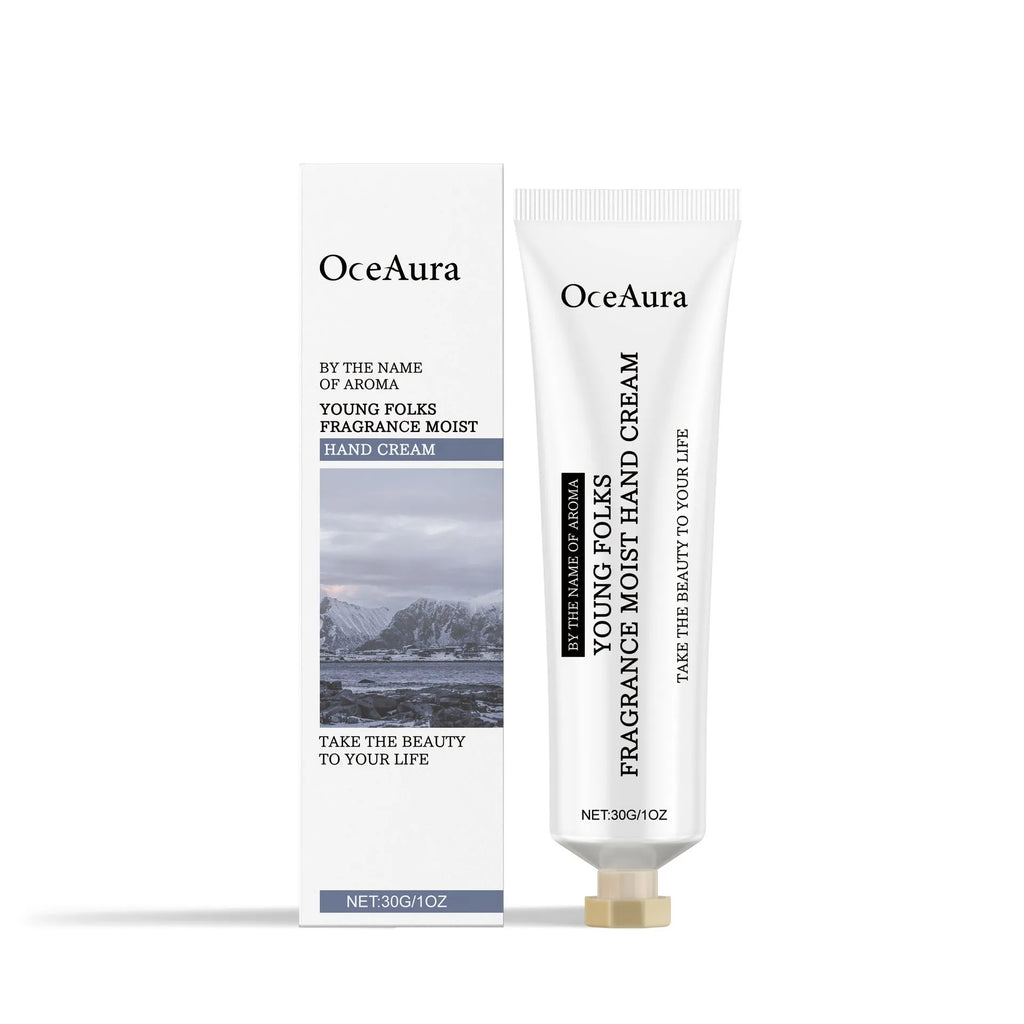 30g tube of moisturising hand cream with glycerin and hyaluronic acid