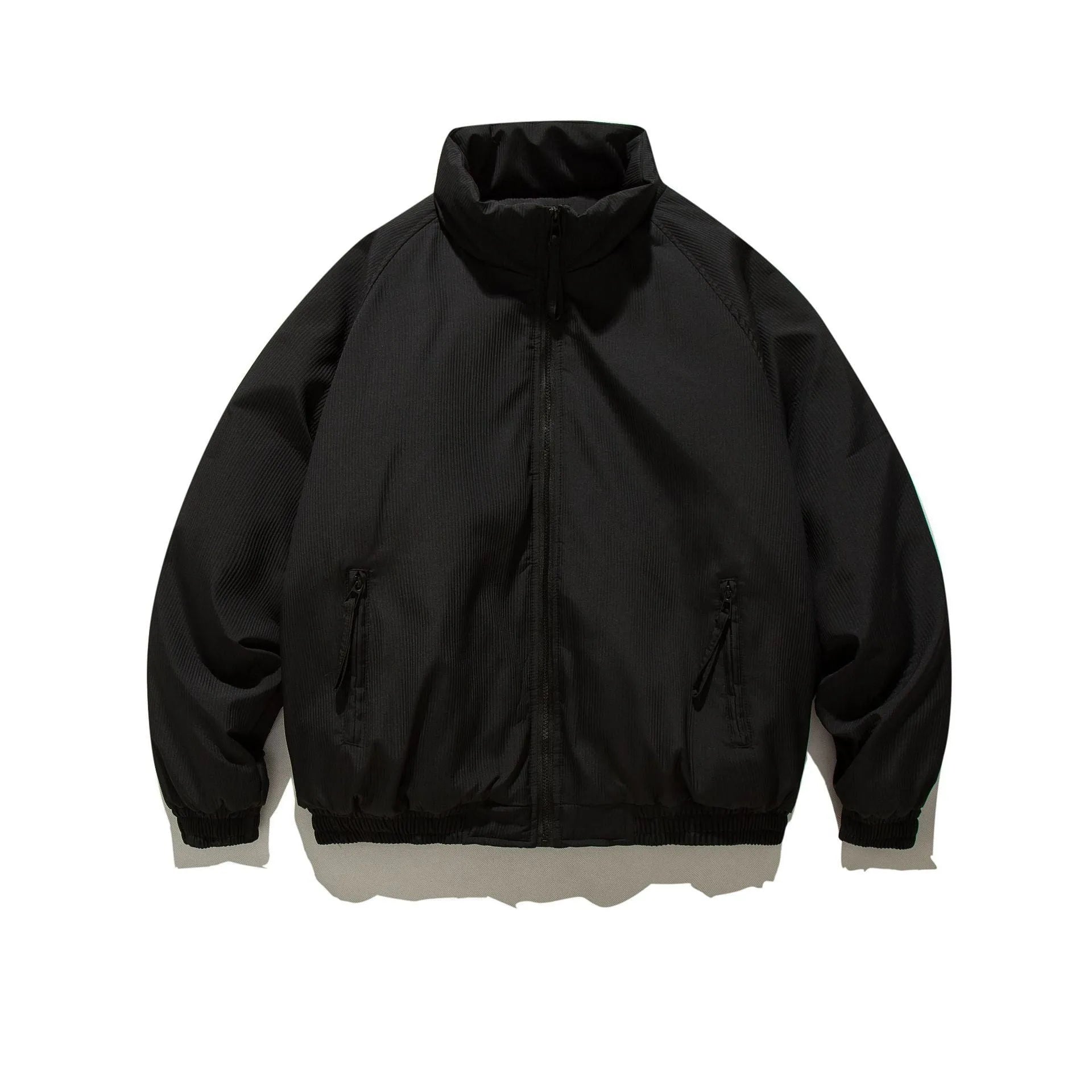 Loose cotton-padded coat for men and women in black with zipper pockets