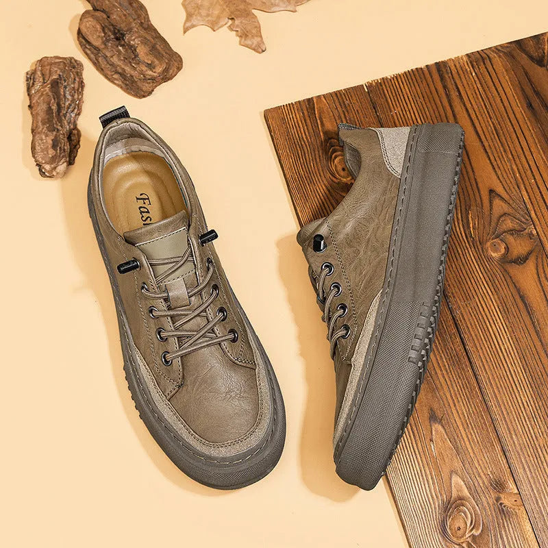 Men's black round toe leather board shoes with lace-up front and rubber sole