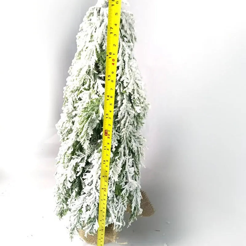 Small 24-inch plastic Christmas tree sprayer with snow simulation effect and built-in festival lights