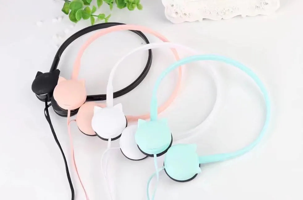 Kitten ear headphones in black, blue, pink and white colours for PC gaming with 3.5mm plug