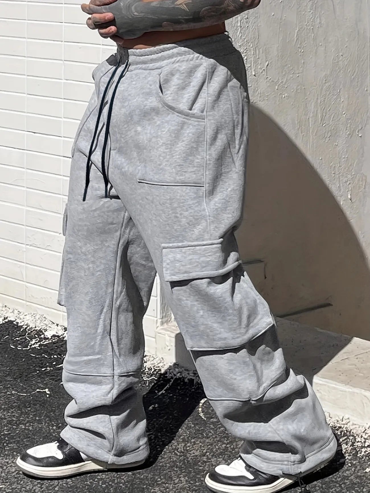 Loose wide leg American gray track sweatpants for teenagers in plus size, black colour, elastic waistband, polyester fibre