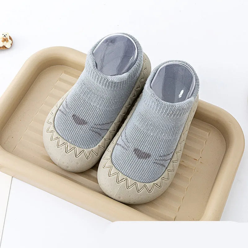 Spring and autumn baby soft sole toddler shoes in multiple colours, cotton upper, round toe, flat heel, sizes 20-25 cm