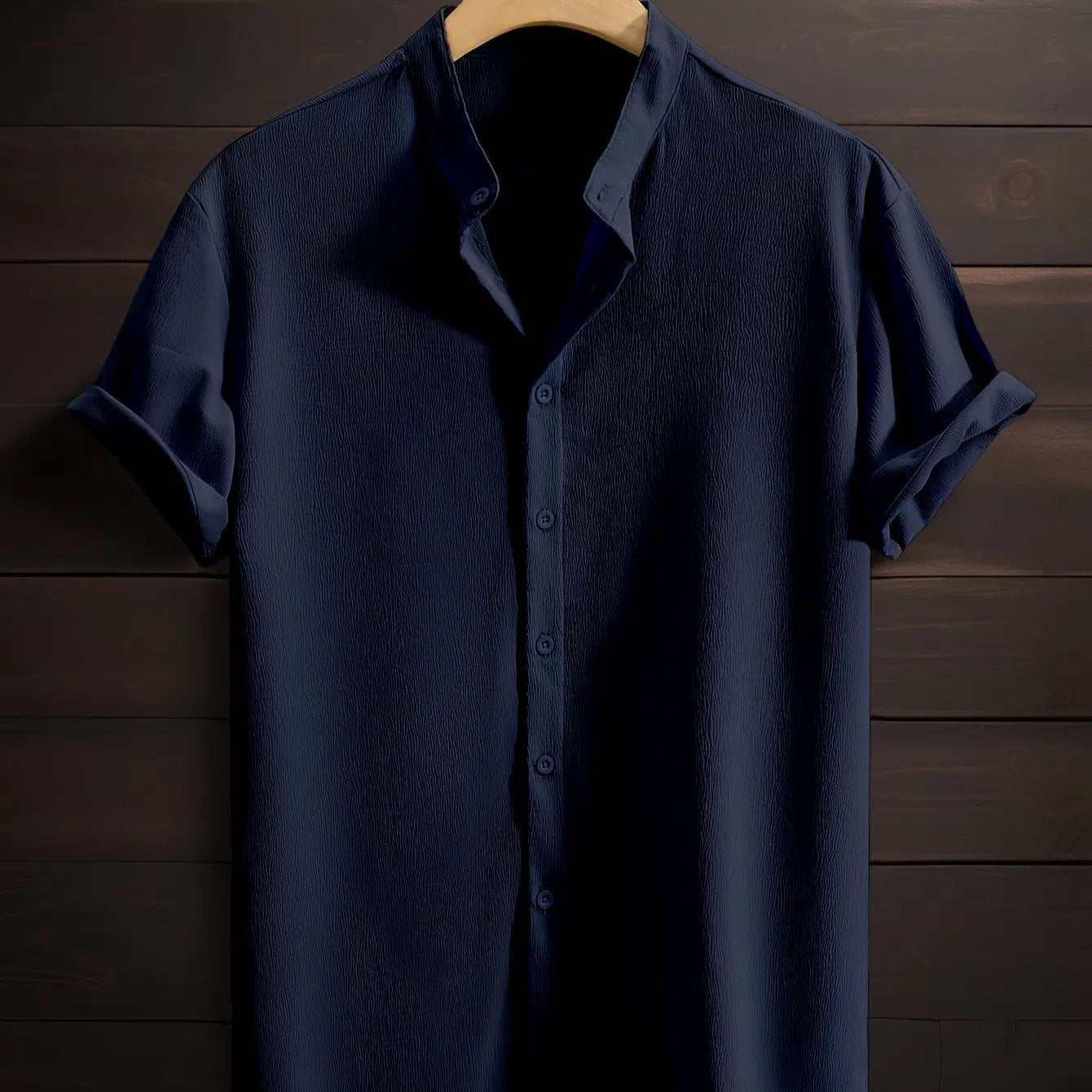 Men's casual breathable polyester stand collar short sleeve shirt in solid colour, loose fit, non-iron
