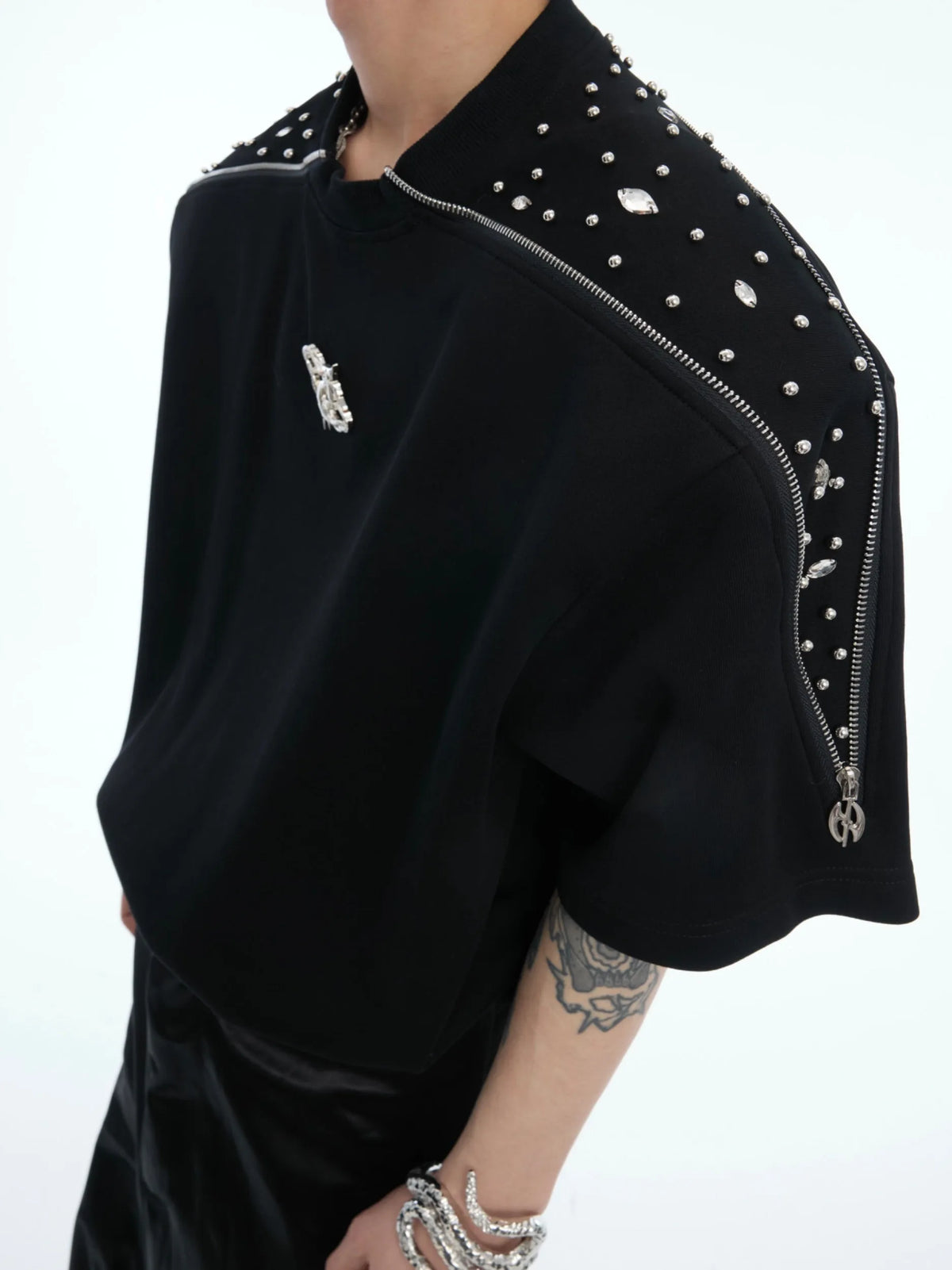 White loose fit short sleeve t-shirt with rhinestone metal zipper patchwork detailing for women