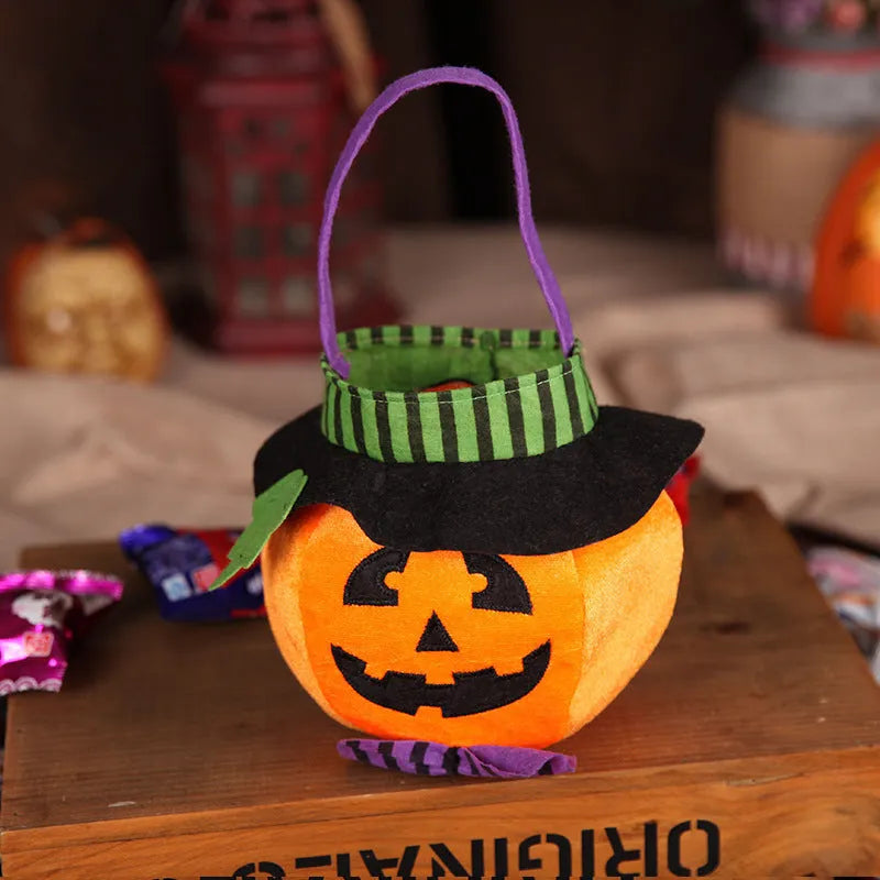 Square 16cm Halloween candy bag with pumpkin, witch, vampire, or black cat design.