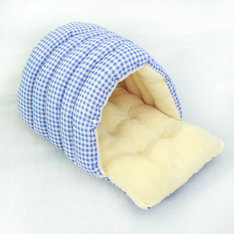 Enclosed cat kennel with removable washable cover in soft cloth, available in multiple colours and sizes