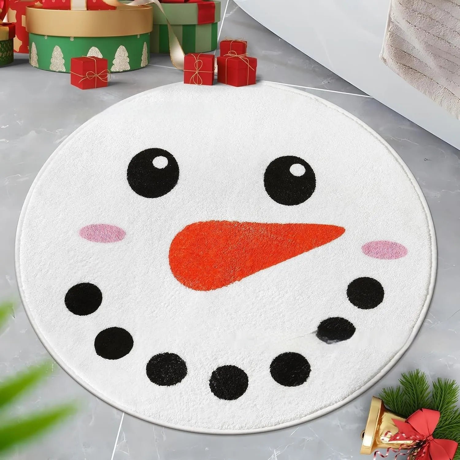 Printed round Christmas carpet with holiday design on soft polyester material