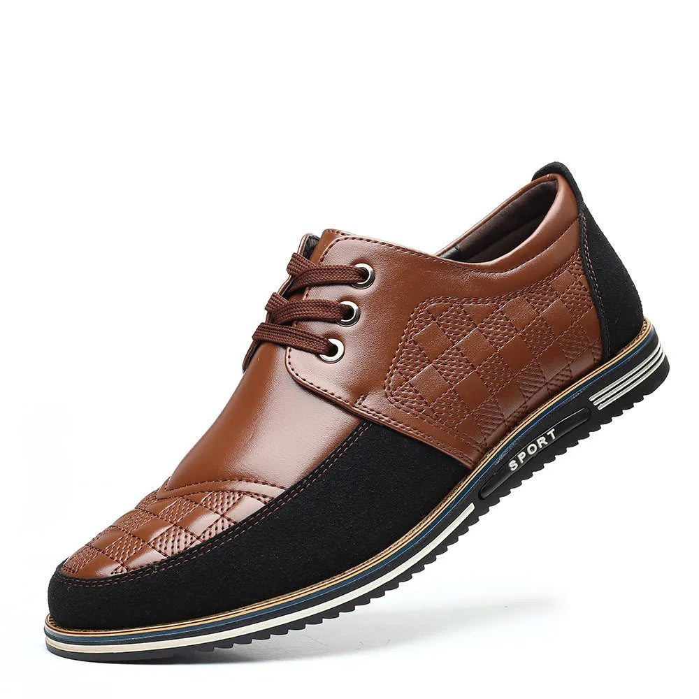 Men's casual hiking shoes with synthetic leather upper and lace-up front tie in black colour option