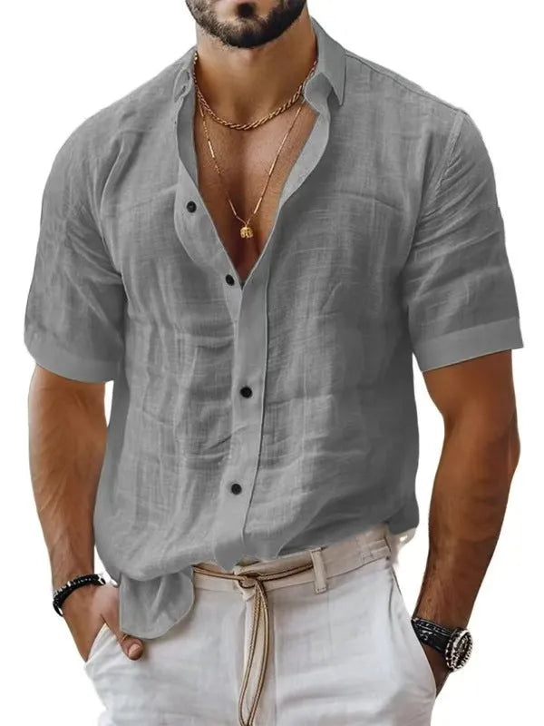 Men's short sleeve lapel shirt in solid colour with cardigan style design