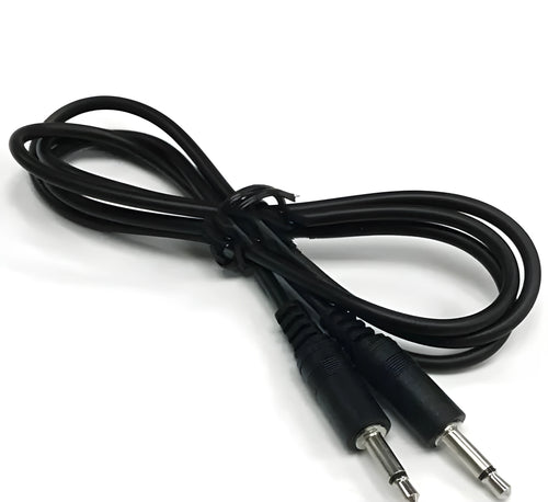 Black 3.5 mm audio extender cable with male plug and female socket, 1 metre in length.