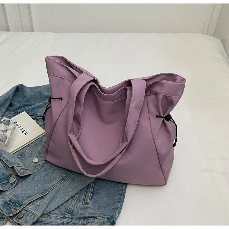 Soft Oxford cloth folding tote bag in a street-trend style, shown in one of its five colour options.