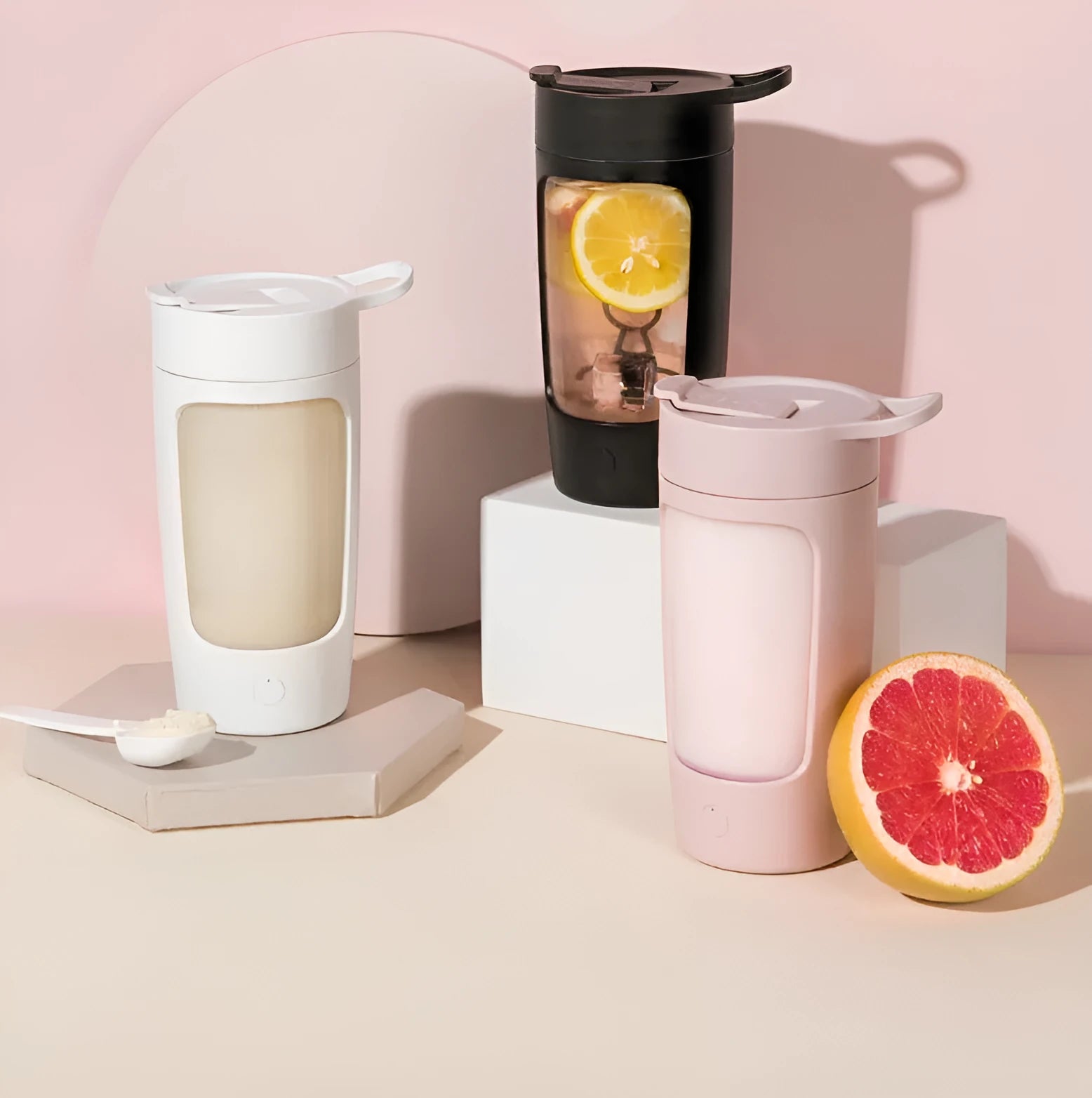 Portable automatic blender cup in black, blue, pink, or white colours showing 650ml capacity