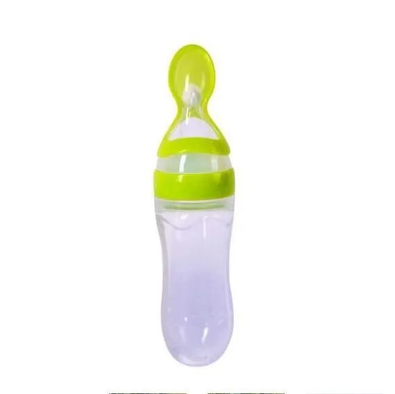 Clear disposable 18 oz paper drinking cup with a blue coloured lid on a table.