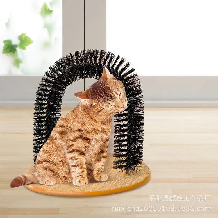 Black cat grooming brush with curved bristles, carpet base, and dangling mouse plush toy, 35x28x32cm