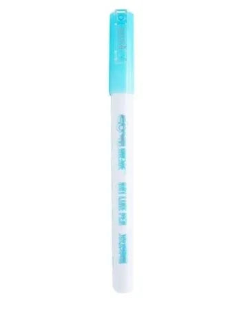 Set of eight multicolor plastic highlighters with assorted refill colours, 1mm tip, 140mm length