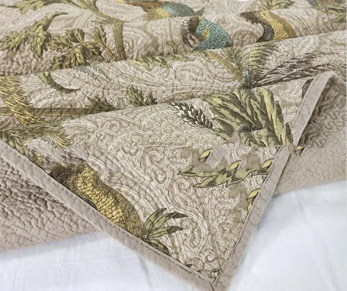 Blue cotton bedspread with American floral and bird pattern, three-piece quilted set