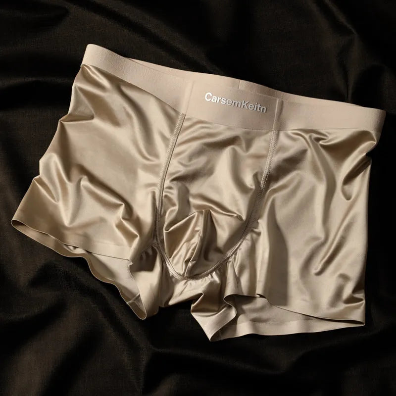 Men's ice silk underwear in veil white colour with seamless construction
